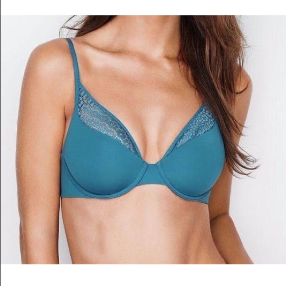 Victoria’s Secret Lightly Lined Bra